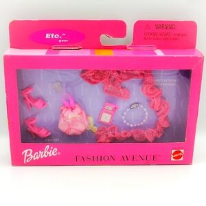 Vintage Barbie Fashion Avenue Accessory Kit